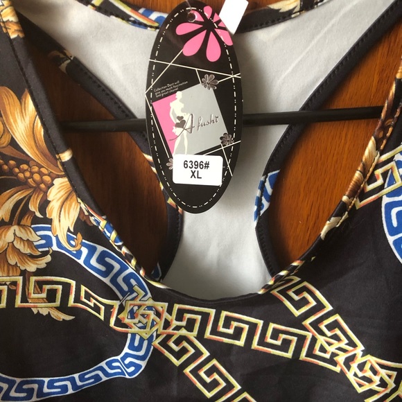 Crop Tank - Picture 2 of 2